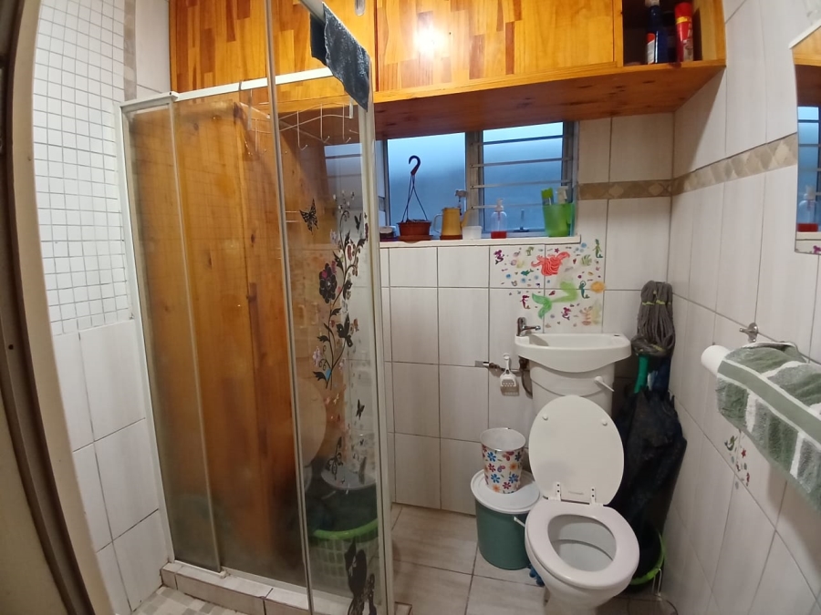 1 Bedroom Property for Sale in Glenlilly Western Cape